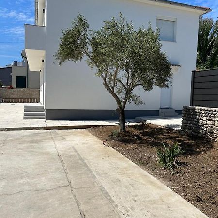 Villa Kety Baška Eksteriør bilde