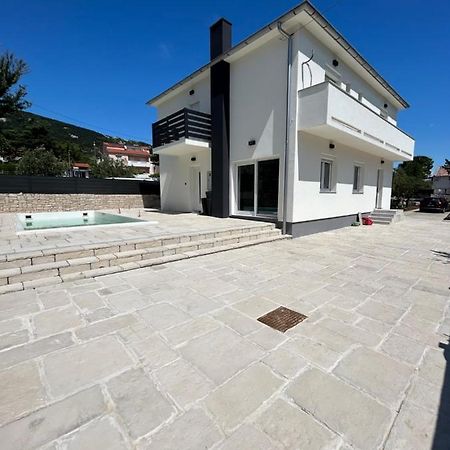 Villa Kety Baška Eksteriør bilde