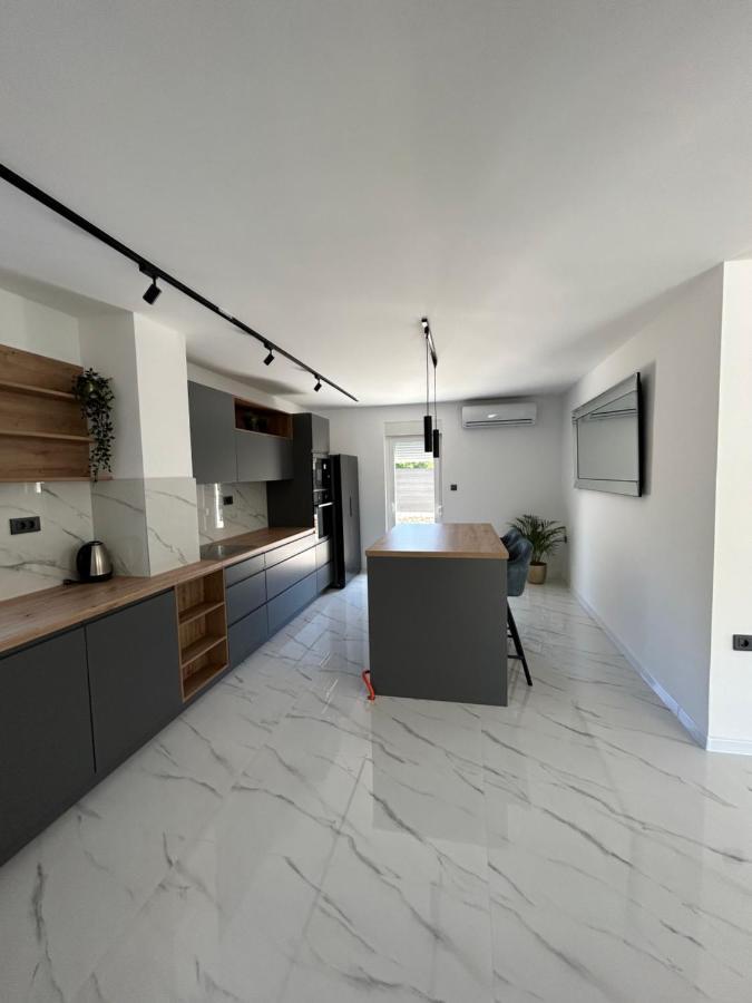Villa Kety Baška Eksteriør bilde
